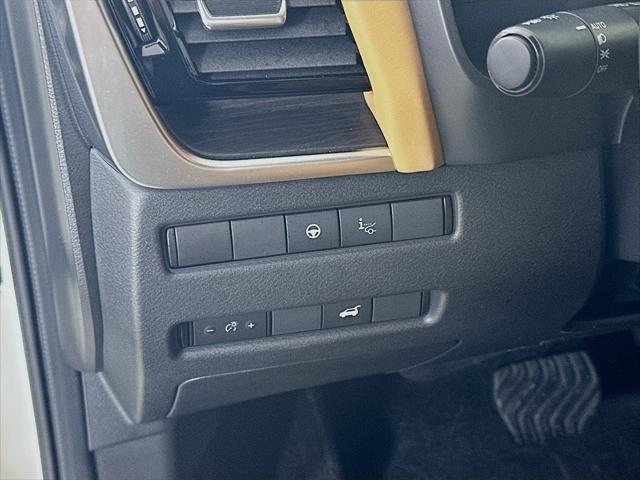 used 2023 Nissan Rogue car, priced at $24,072