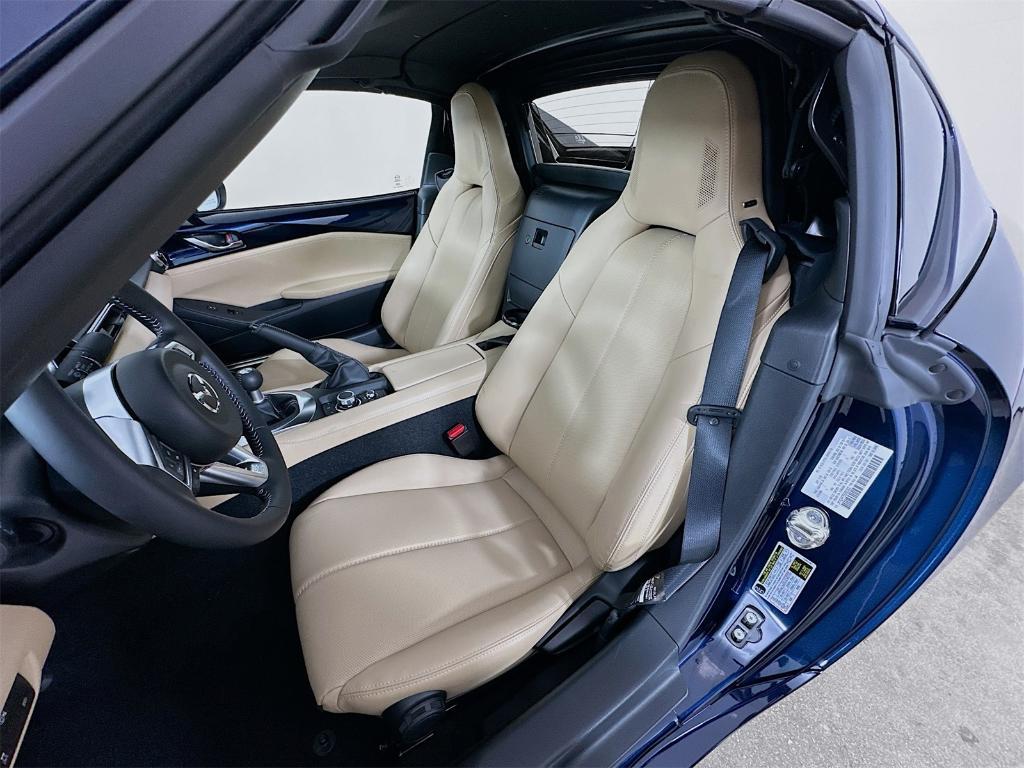new 2025 Mazda MX-5 Miata RF car, priced at $39,009