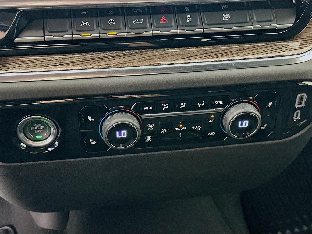 used 2024 Chevrolet Silverado 1500 car, priced at $42,988