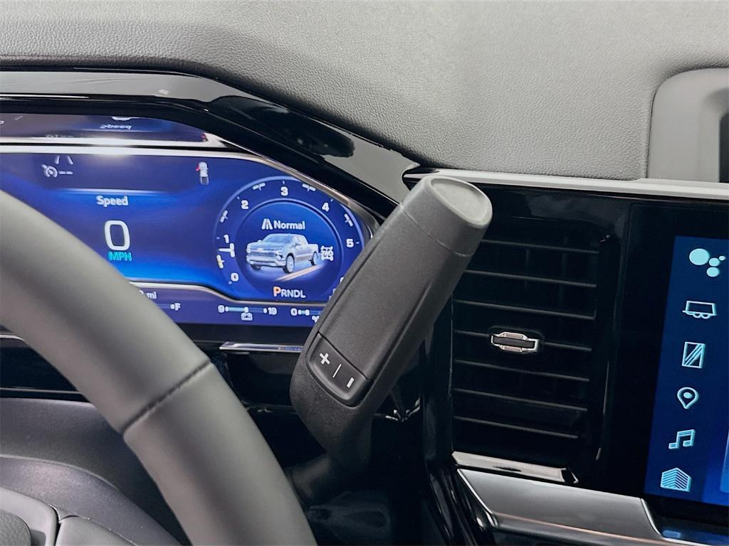 used 2024 Chevrolet Silverado 1500 car, priced at $42,988