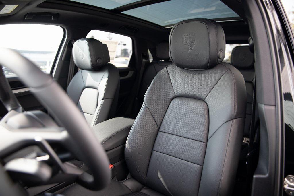 new 2026 Porsche Cayenne car, priced at $112,590