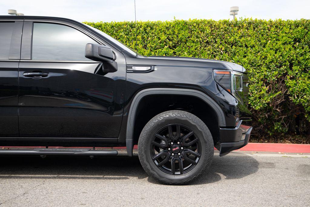 used 2022 GMC Sierra 1500 car, priced at $43,782