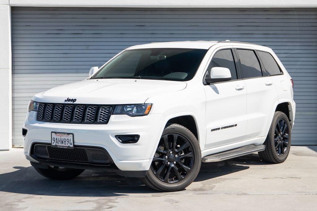 used 2022 Jeep Grand Cherokee car, priced at $27,899