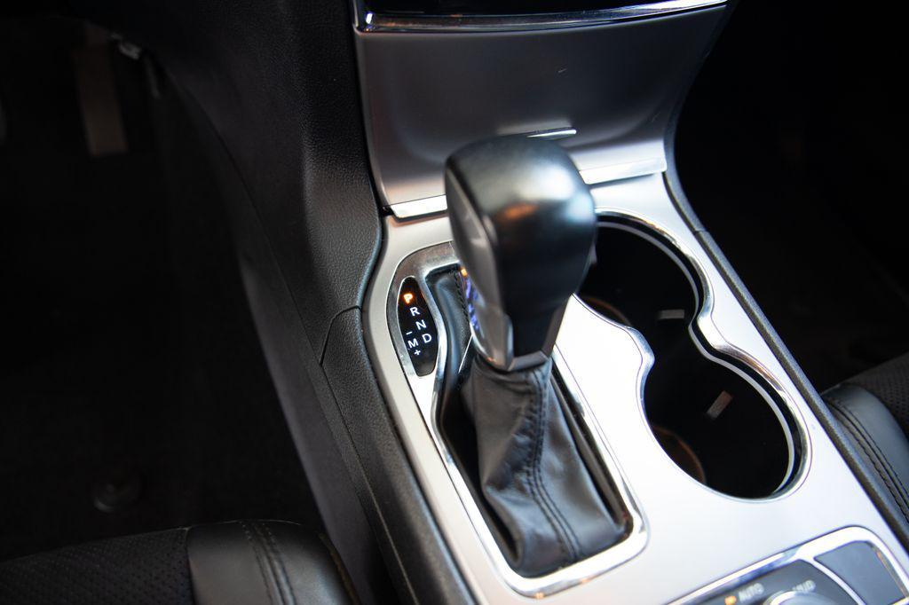 used 2022 Jeep Grand Cherokee car, priced at $27,899