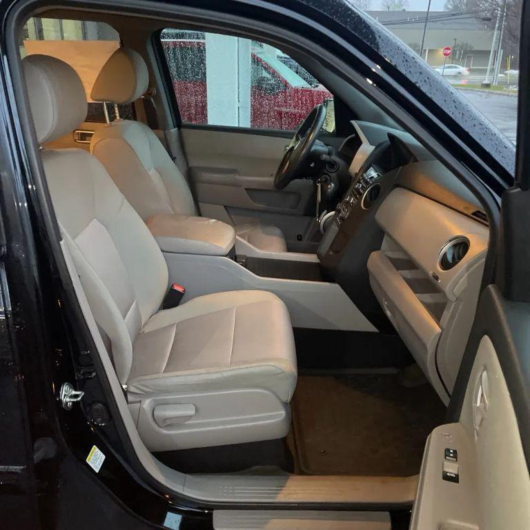 used 2015 Honda Pilot car, priced at $12,900