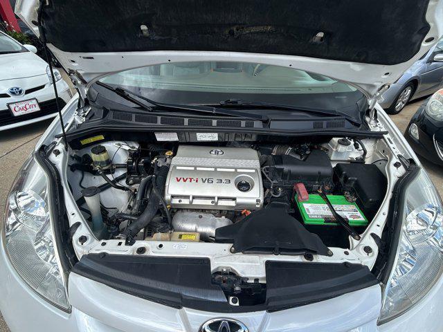 2006 Arctic Frost Pearl Toyota Sienna