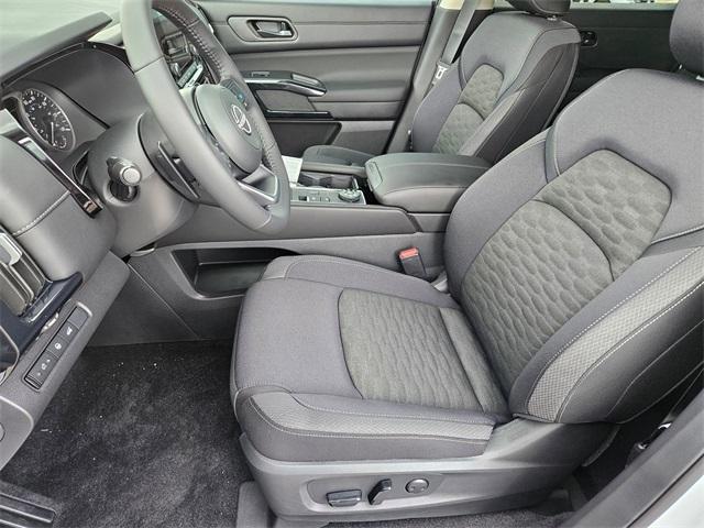 new 2025 Nissan Pathfinder car, priced at $35,280