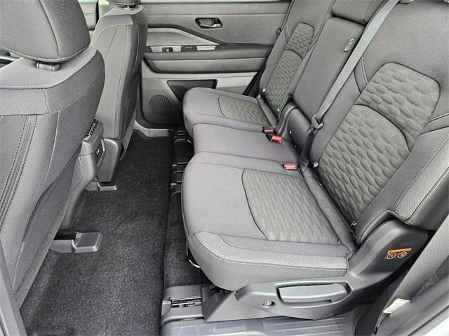 new 2025 Nissan Pathfinder car, priced at $35,280