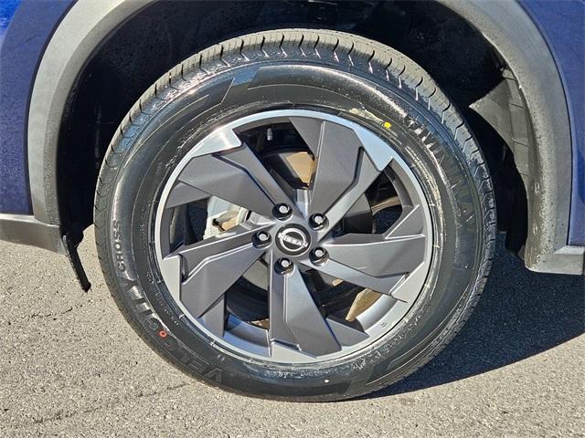 used 2024 Nissan Rogue car, priced at $19,987