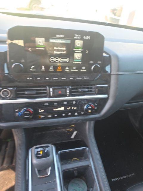 used 2023 Nissan Pathfinder car
