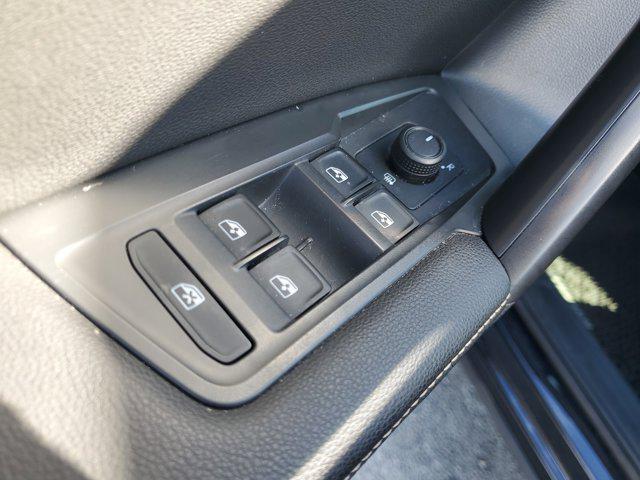 used 2022 Volkswagen Tiguan car, priced at $16,102