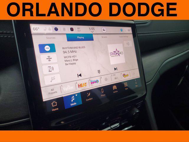 new 2025 Jeep Grand Cherokee car, priced at $49,161