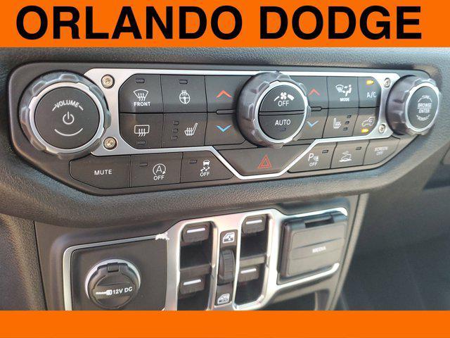 new 2025 Jeep Gladiator car, priced at $44,655