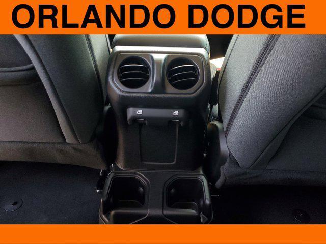 new 2025 Jeep Gladiator car, priced at $44,655