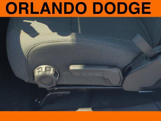 new 2025 Jeep Gladiator car, priced at $44,655