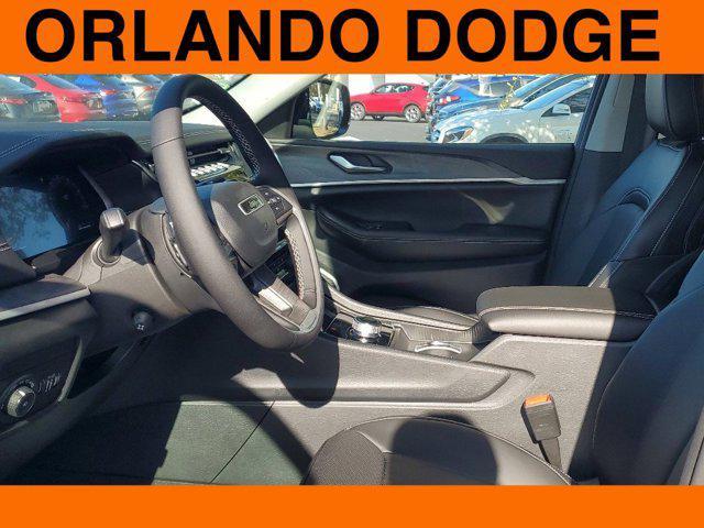 new 2024 Jeep Grand Cherokee car, priced at $56,372