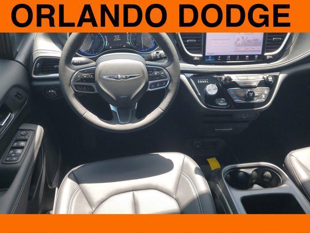 new 2026 Chrysler Pacifica car, priced at $37,304