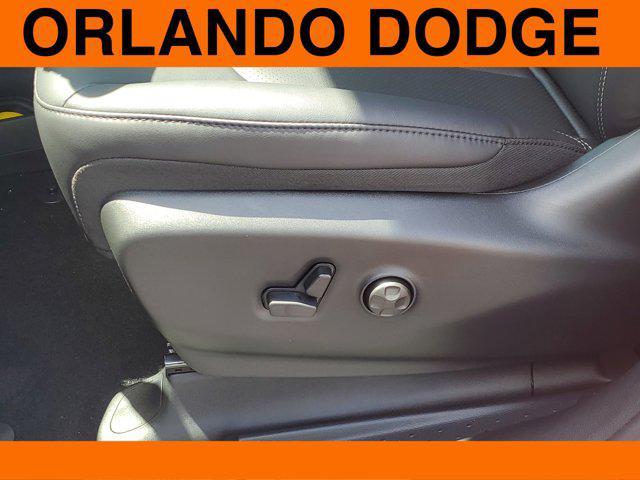 new 2026 Chrysler Pacifica car, priced at $37,304