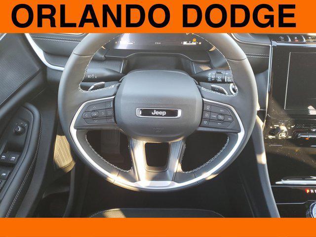 new 2025 Jeep Grand Cherokee car, priced at $38,704