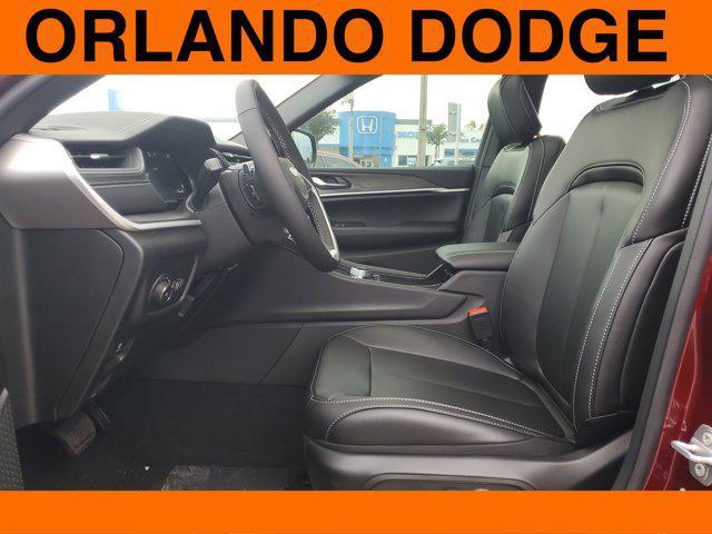 new 2025 Jeep Grand Cherokee car, priced at $46,304