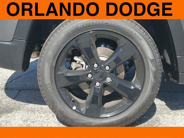 new 2025 Jeep Grand Cherokee car, priced at $43,549