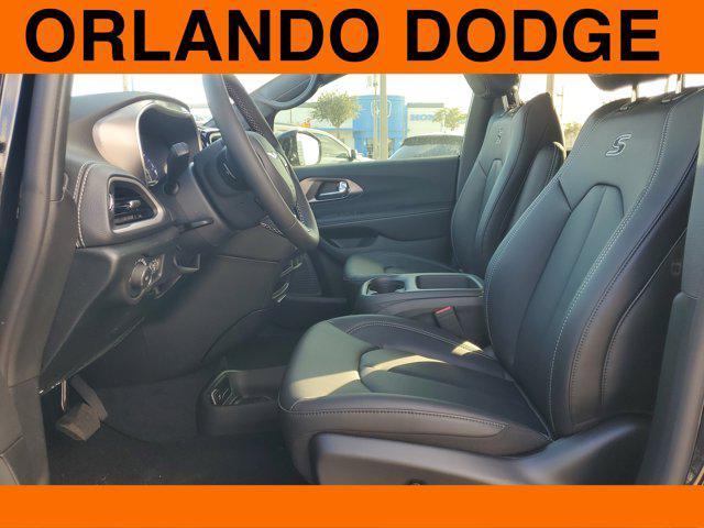 new 2026 Chrysler Pacifica car, priced at $40,009