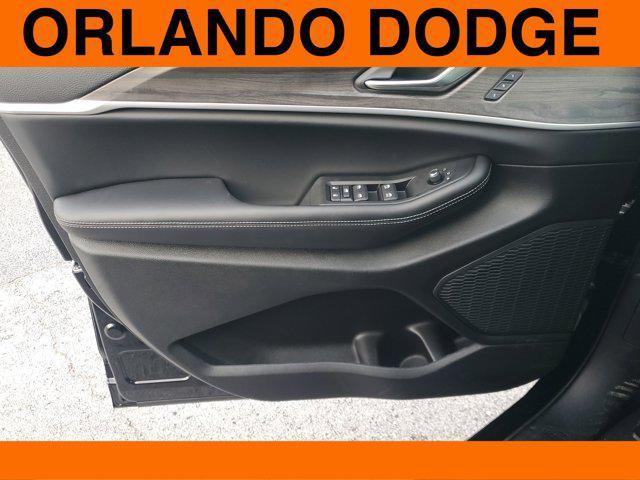 new 2025 Jeep Grand Cherokee L car, priced at $48,176