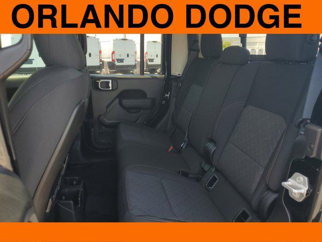 new 2025 Jeep Gladiator car, priced at $47,117