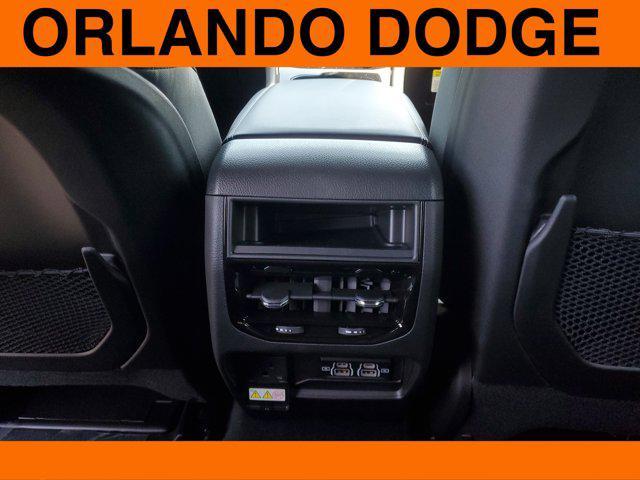 new 2025 Jeep Grand Cherokee car, priced at $35,205