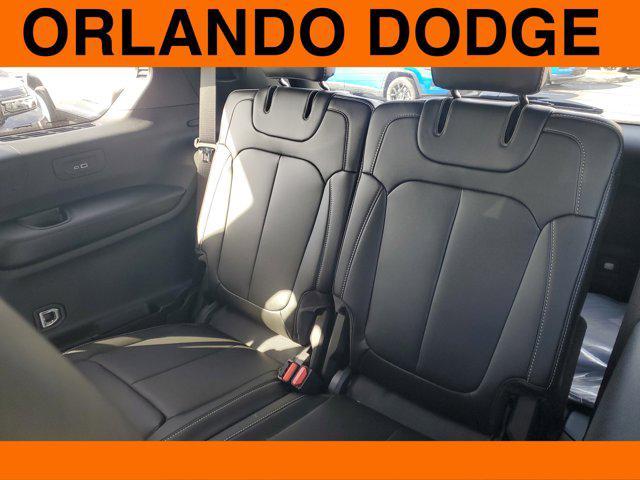 new 2025 Jeep Grand Cherokee L car, priced at $45,592