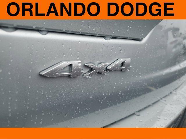 new 2025 Jeep Grand Cherokee car, priced at $35,173