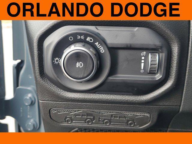 new 2025 Jeep Wrangler car