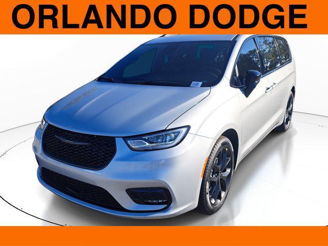 new 2026 Chrysler Pacifica car, priced at $40,541