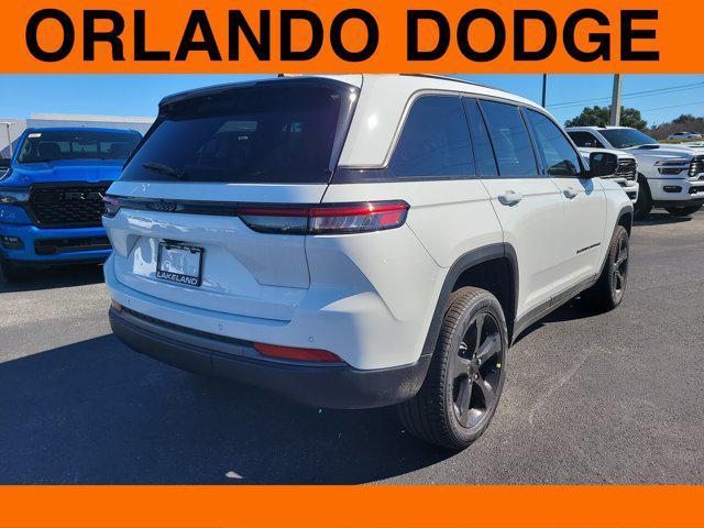new 2026 Jeep Grand Cherokee car, priced at $43,375