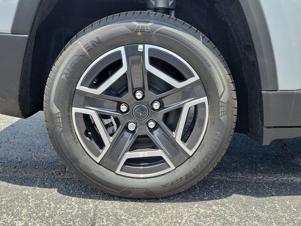 new 2026 Jeep Cherokee car, priced at $40,498