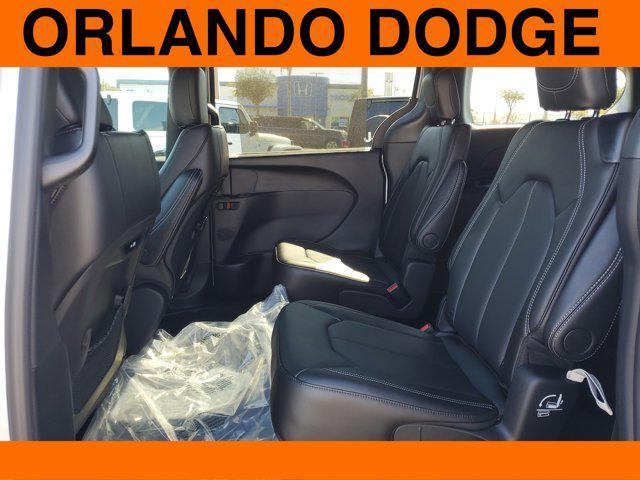 new 2026 Chrysler Pacifica car, priced at $39,977