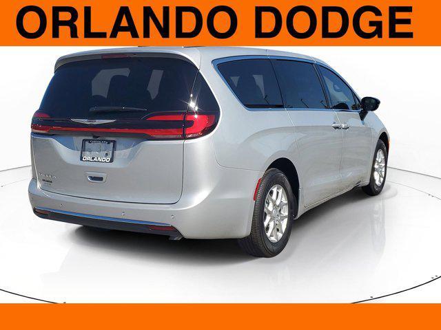 new 2026 Chrysler Pacifica car, priced at $39,977