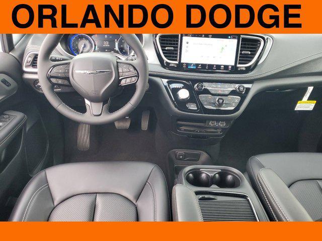 new 2024 Chrysler Pacifica car, priced at $52,705