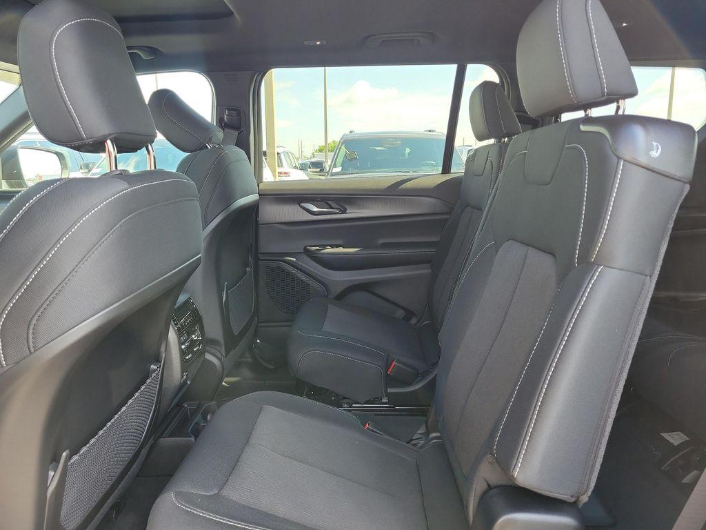 new 2026 Jeep Grand Cherokee L car, priced at $42,406
