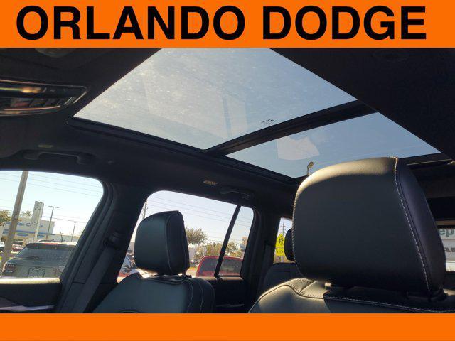 new 2025 Jeep Grand Cherokee car, priced at $48,625