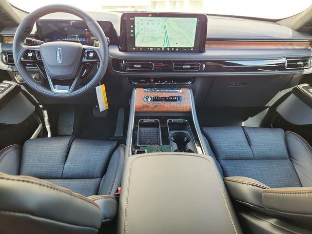 new 2025 Lincoln Aviator car, priced at $85,570