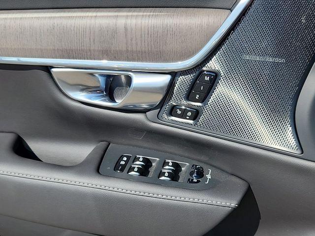 new 2024 Volvo S90 Recharge Plug-In Hybrid car, priced at $75,023