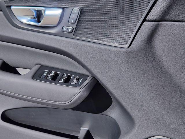 new 2026 Volvo XC60 car, priced at $58,109