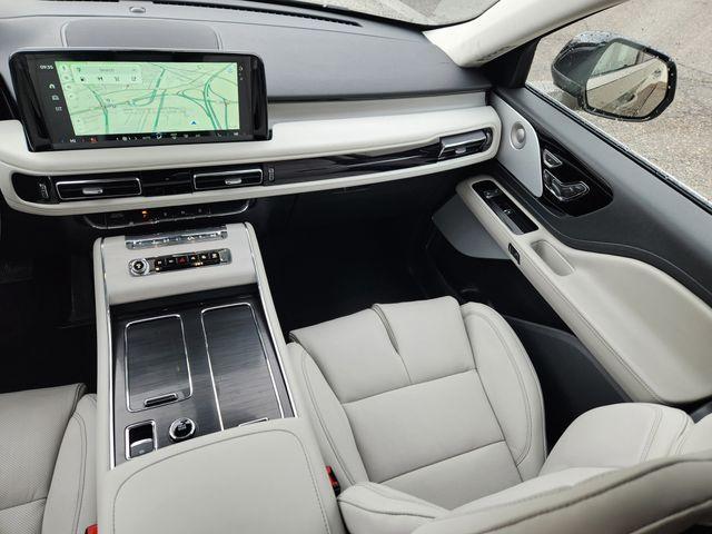 new 2026 Lincoln Aviator car