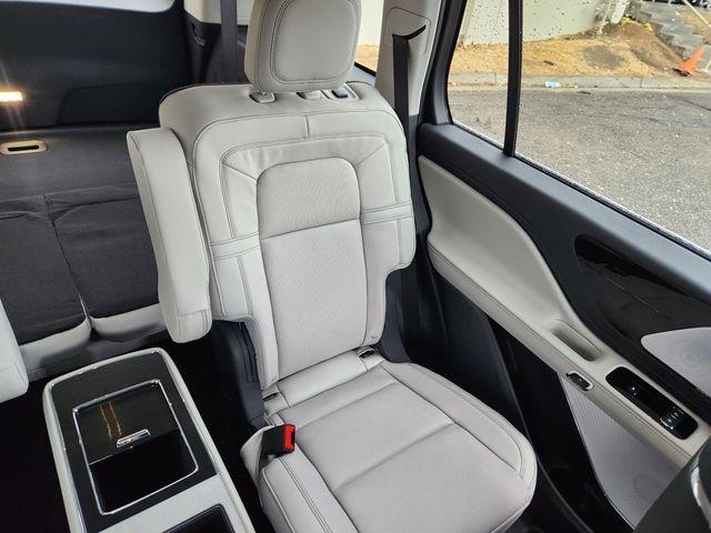 new 2026 Lincoln Aviator car