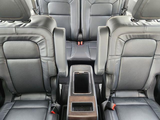 new 2026 Lincoln Aviator car