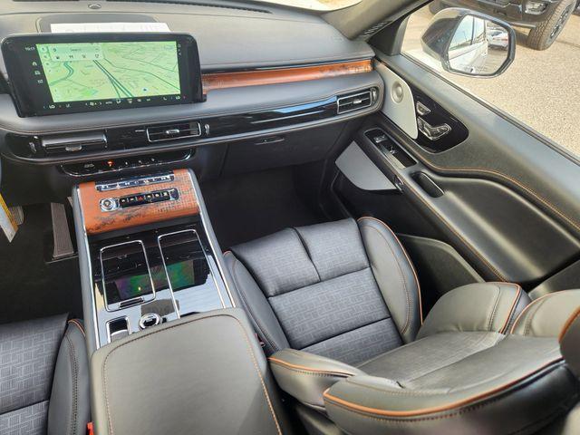 new 2026 Lincoln Aviator car