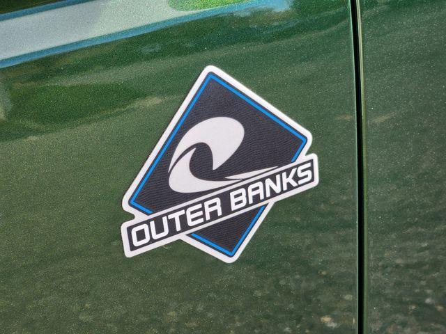 new 2025 Ford Bronco car, priced at $48,924