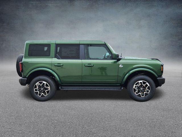 new 2025 Ford Bronco car, priced at $48,025