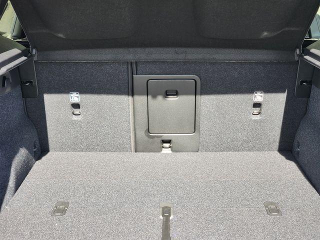 new 2026 Volvo XC40 car